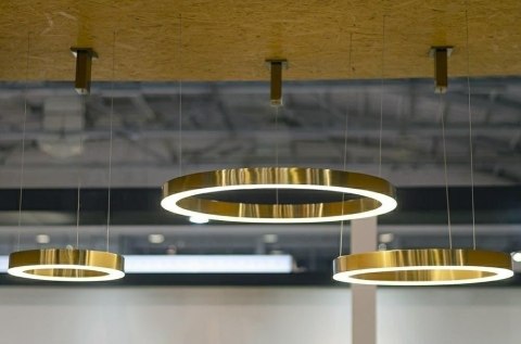 Lampa wisząca RING 80 złota - LED, stal Lampa wisząca RING 80 złota - LED, stal